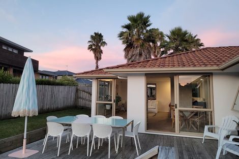 Photo of property in 17 Burwood Terrace, Gulf Harbour, Whangaparaoa, 0930