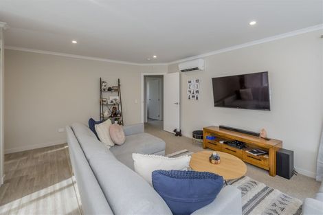 Photo of property in 55a Kings Drive, Levin, 5510