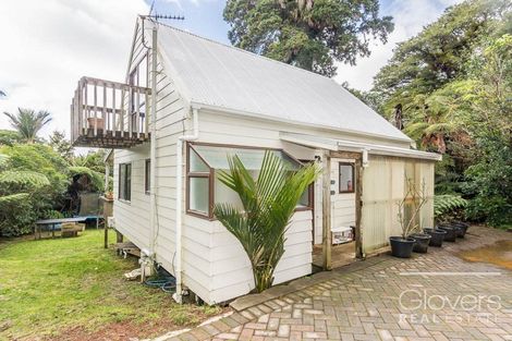 Photo of property in 789a Scenic Drive, Henderson Valley, Auckland, 0612
