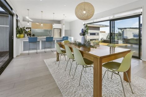 Photo of property in 11 Sumner Terrace, Aotea, Porirua, 5024