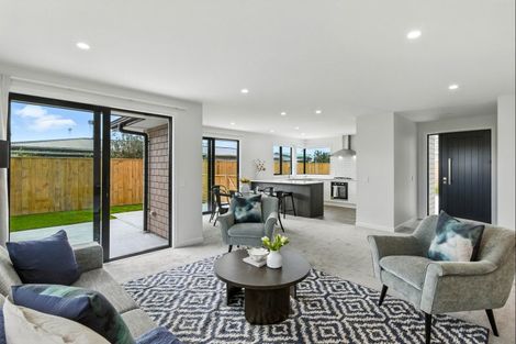 Photo of property in 21a Weraroa Road, Levin, 5510