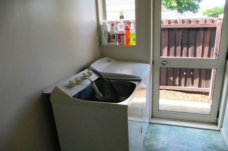 Photo of property in 1/44a Division Street, Riccarton, Christchurch, 8041