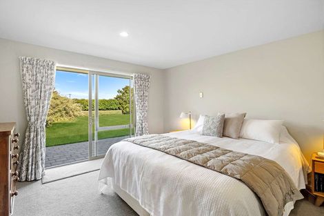 Photo of property in 23 Cairnbrae Drive, Prebbleton, 7604