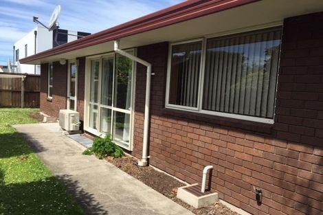 Photo of property in 2/395 Ilam Road, Bryndwr, Christchurch, 8053