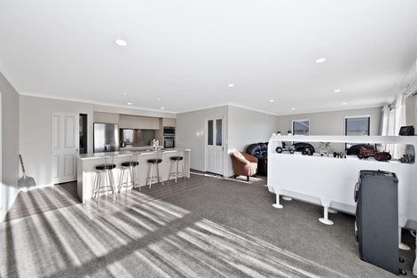 Photo of property in 1 Lloyds Close, Rolleston, 7614