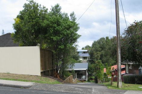 Photo of property in 2/30 Selwyn Crescent, Forrest Hill, Auckland, 0620