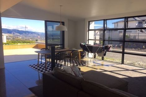 Photo of property in 8 Crown Terrace, Britannia Heights, Nelson, 7010