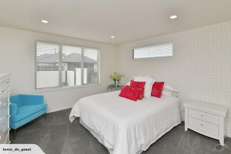 Photo of property in 15 Aroha Street, Pegasus, 7612