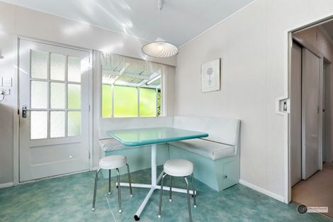 Photo of property in 33 James Grove, Stokes Valley, Lower Hutt, 5019