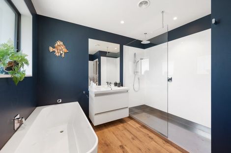 Photo of property in 22 Long Grass Place, Hawea Flat, Wanaka, 9382