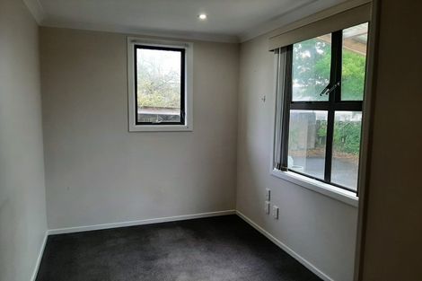 Photo of property in 31 Awaroa Road, Sunnyvale, Auckland, 0612