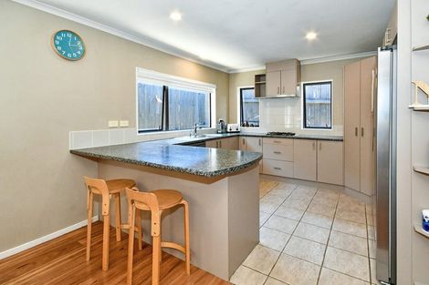 Photo of property in 11 Murrayfield Lane, Manurewa, Auckland, 2105