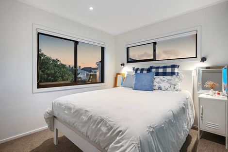 Photo of property in 4 Milford Park Place, Milford, Auckland, 0620