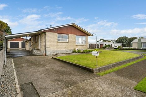 Photo of property in 2 Park Lane, Waitara, 4320