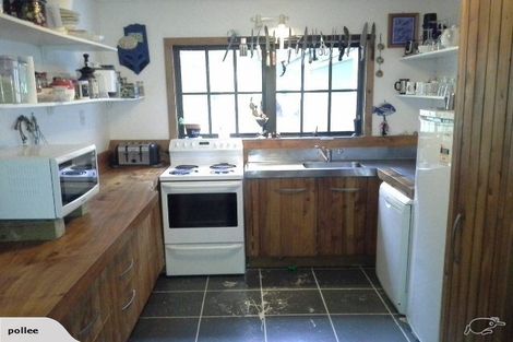 Photo of property in 12 Kaikatia Road, Pukenui, 0484