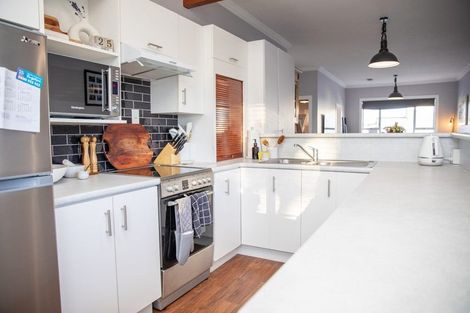 Photo of property in 52 Kitchener Street, Gore, 9710