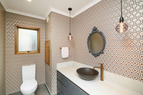 Photo of property in 12 Truscott Grove, Awapuni, Palmerston North, 4412