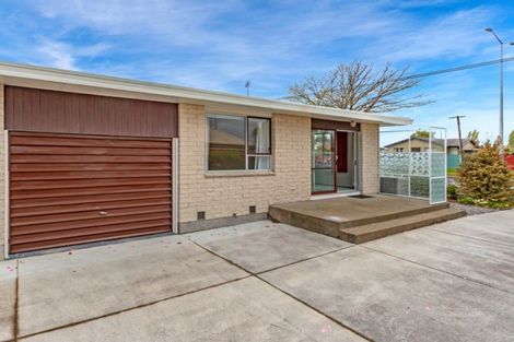 Photo of property in 1/452 Harewood Road, Harewood, Christchurch, 8051