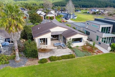 Photo of property in 28 Saint Andrews Drive, Pauanui, Hikuai, 3579