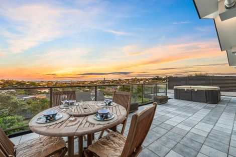 Photo of property in 36 Montclair Rise, Browns Bay, Auckland, 0630