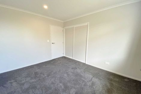 Photo of property in 11 Fairbairn Close, Halswell, Christchurch, 8025