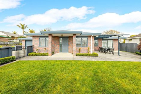 Photo of property in 61c Puriri Road, Pukekohe, 2120