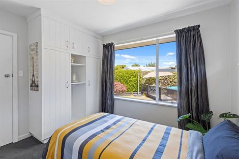 Photo of property in 39 Rossiter Avenue, Redwood, Christchurch, 8051