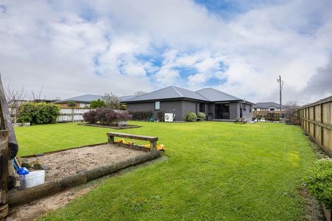 Photo of property in 503 Richmond Road, Lepperton, New Plymouth, 4373