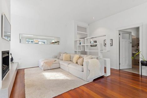 Photo of property in 28 Regina Street, Westmere, Auckland, 1022