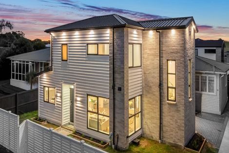 Photo of property in 56 Mckean Avenue, Manurewa, Auckland, 2102
