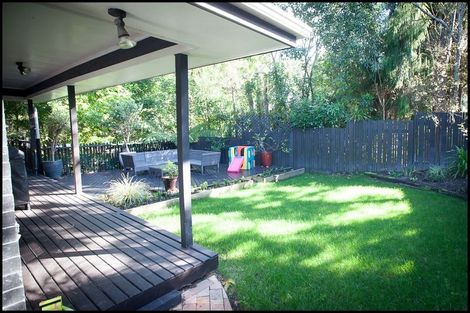 Photo of property in 30 Mappin Place, Chatswood, Auckland, 0626