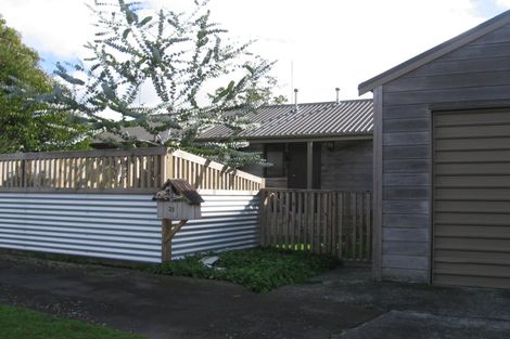 Photo of property in 21 Matamau Street, Palmerston North, 4414