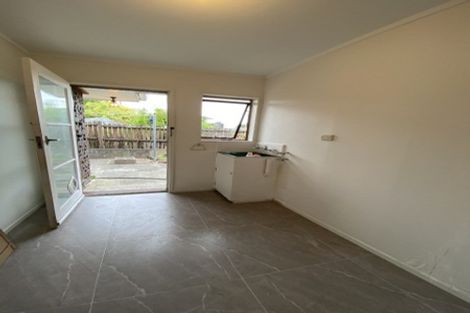 Photo of property in 10 Wesleydale Place, Papakura, 2110