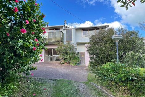 Photo of property in 893 Whangaparaoa Road, Manly, Whangaparaoa, 0930