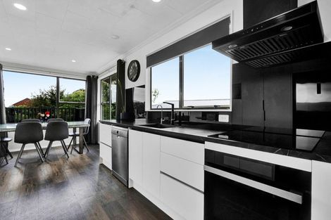 Photo of property in 9 Culzean Grove, Bell Block, New Plymouth, 4312