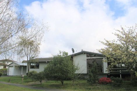 Photo of property in 6 Newberry Place, Richmond Heights, Taupo, 3330