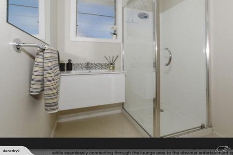 Photo of property in 19 Mackenzie Street, Te Atatu South, Auckland, 0610