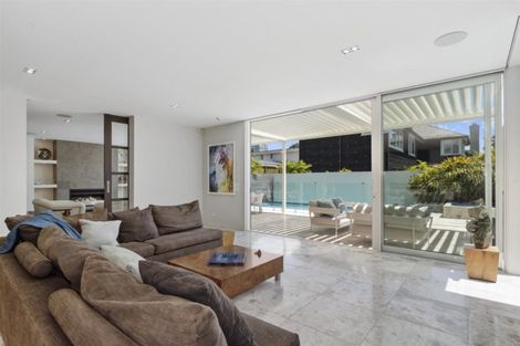 Photo of property in 25a Sanders Avenue, Takapuna, Auckland, 0622