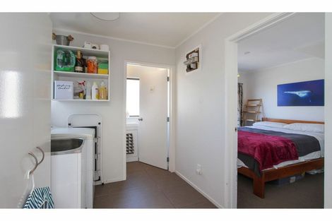 Photo of property in 2/2 Ceramco Place, Torbay, Auckland, 0630