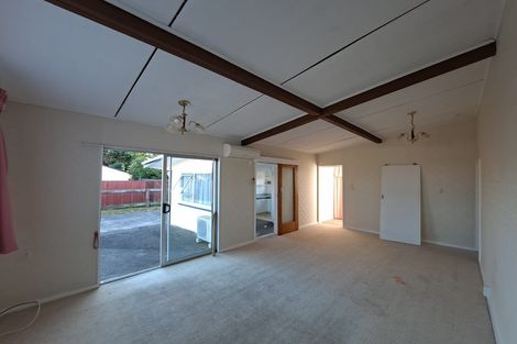 Photo of property in 43 Wynyard Street, Normanby, Hawera, 4614