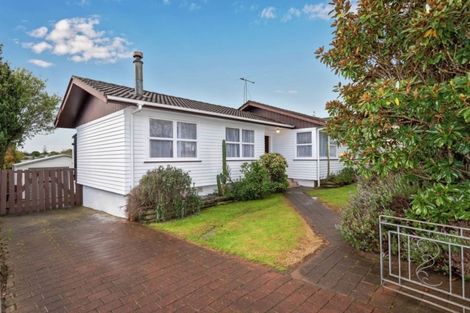 Photo of property in 96 Gills Road, Bucklands Beach, Auckland, 2014