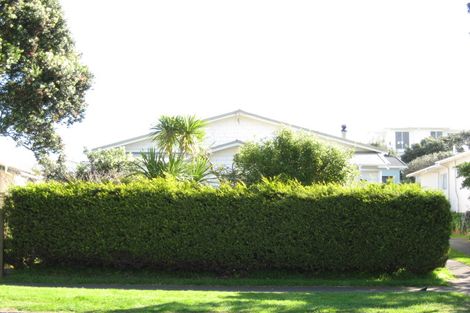 Photo of property in 10f Richmond Street, Fitzroy, New Plymouth, 4312