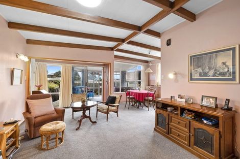 Photo of property in 341a Devon Street West, New Plymouth, 4310