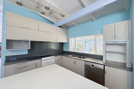 Photo of property in 47 Puke Road, Kumeu, 0891