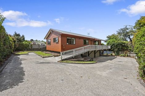 Photo of property in 82 Grand Vue Road, Kawaha Point, Rotorua, 3010