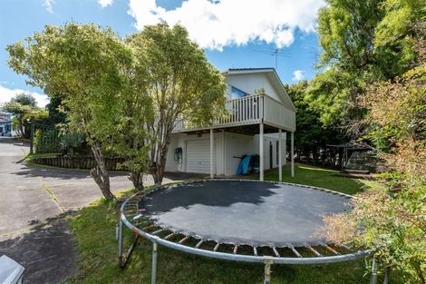 Photo of property in 2/35 Birman Close, Half Moon Bay, Auckland, 2012