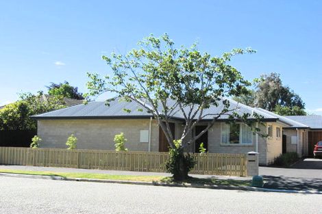 Photo of property in 3/46 Staveley Street, Avonhead, Christchurch, 8042