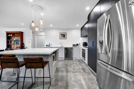 Photo of property in 24 Papawhero Drive, Bell Block, New Plymouth, 4312