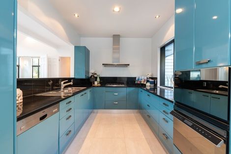 Photo of property in 61 Manor Park, Sunnyhills, Auckland, 2010