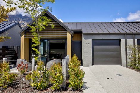 Photo of property in 17 Inder Street, Jacks Point, 9371